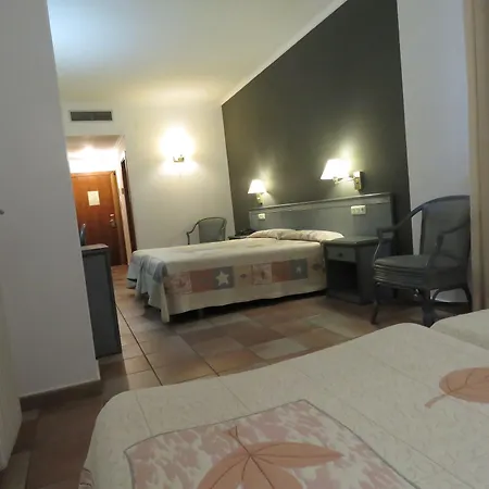 Santa Anna Hotel 3*