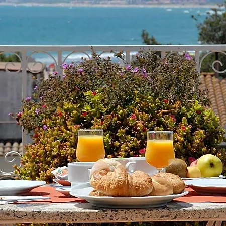 Hotel Santa Anna 3*